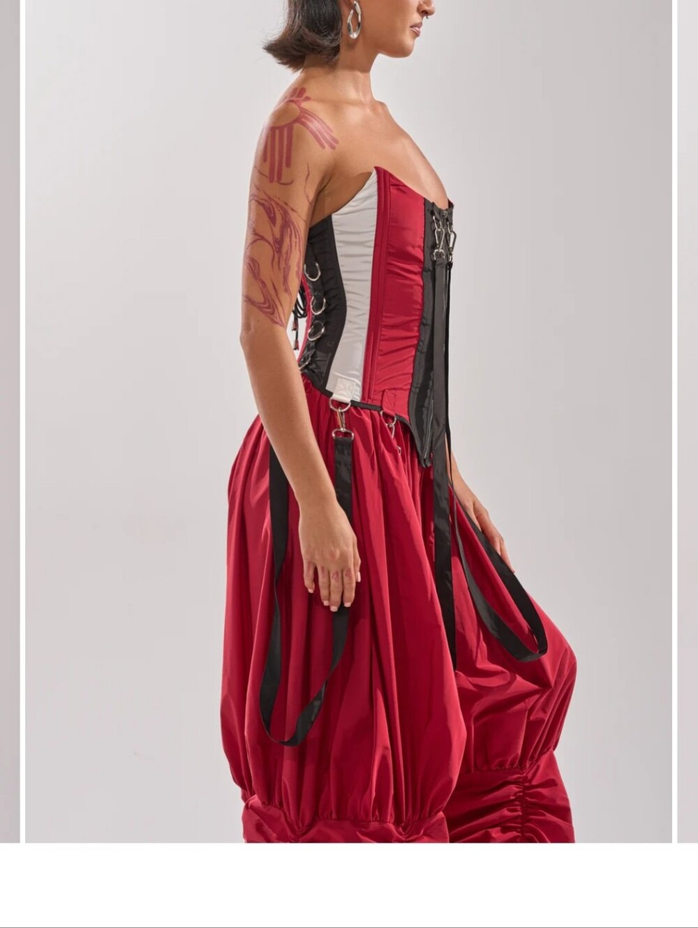 Brand New Red and Black Corset Top with Removeable Harness Straps - Picture 2 of 7